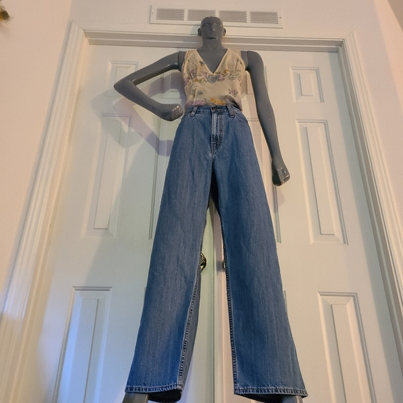 Levi's High Loose Women's Jeans 30 x 30 - Picture 8 of 9